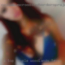 -A top couple woodlands Texas looking for bottoms.